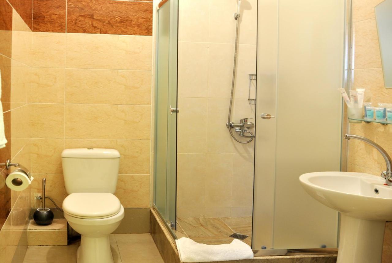 Hotel Alexandra Tbilisi Bagian luar foto
