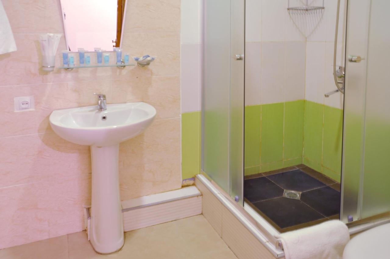 Hotel Alexandra Tbilisi Bagian luar foto